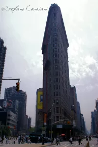 Edificio Flatiron a New York, icona dell'architettura in stile Beaux-Arts